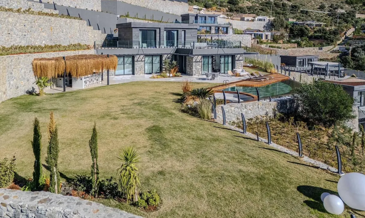 Real estate in Gumusluk